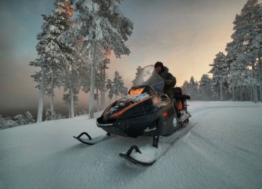 Тайга Патруль 550 SWT – надёжный снегоход, ломающий стереотипы об отечественном машиностроении. Машина даже попала в Книгу Рекордов России.